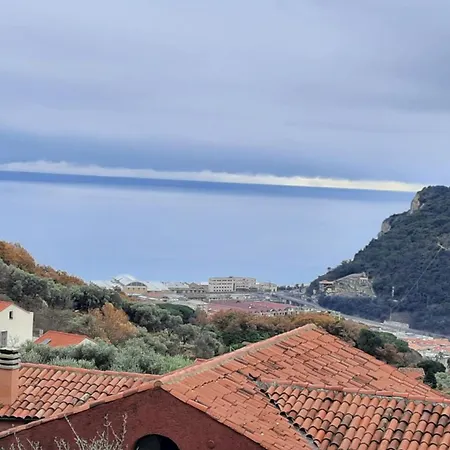 Mombrino Hébergement de vacances *