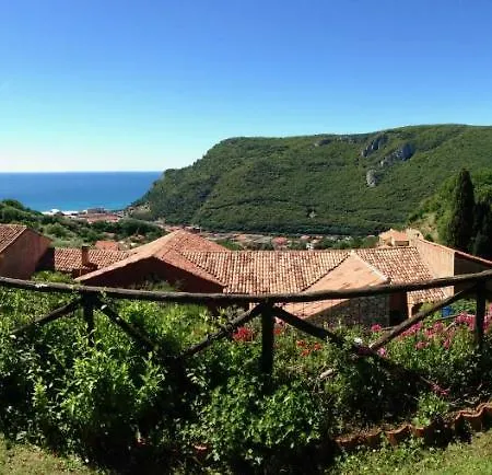 Mombrino Hébergement de vacances *